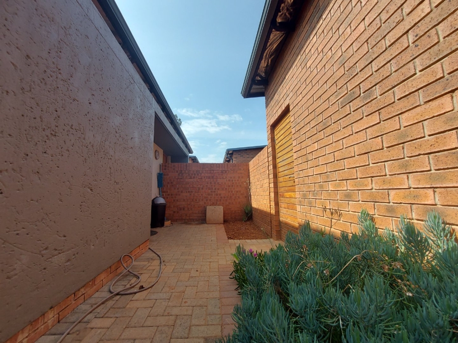 3 Bedroom Property for Sale in Spitskop SH Free State